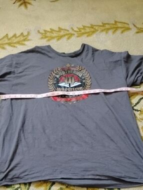 Gildan Gray Short-Sleeve Wrestling Graphic Tee